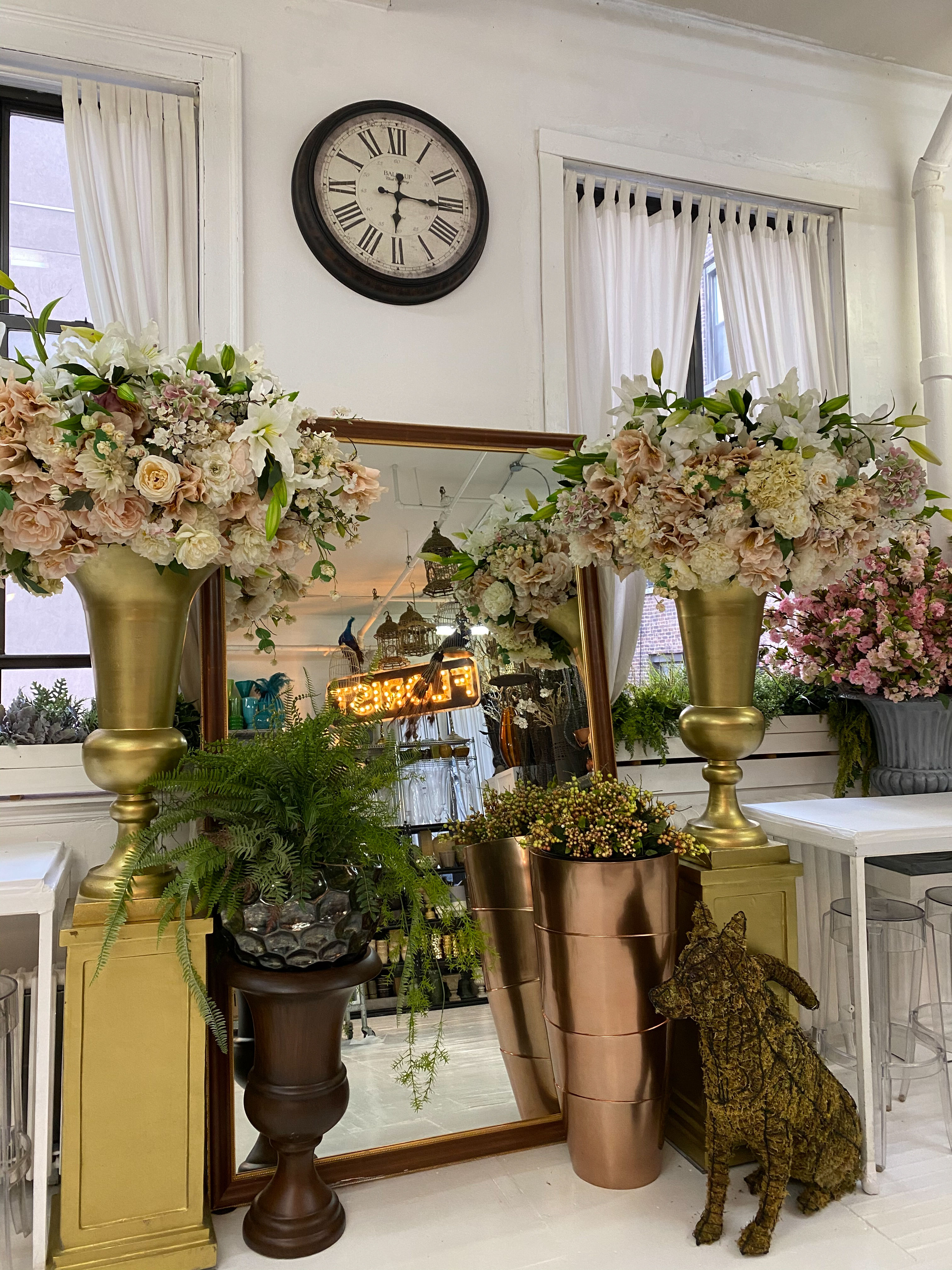 Sparta Vases and Pedestals