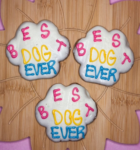 Thumbnail: Best Dog Ever – Peanut Butter Bone & Paw Dog Treats