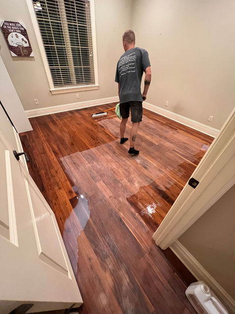 High-quality hardwood refinishing for homes and businesses in Townsend, Knoxville, and Maryville