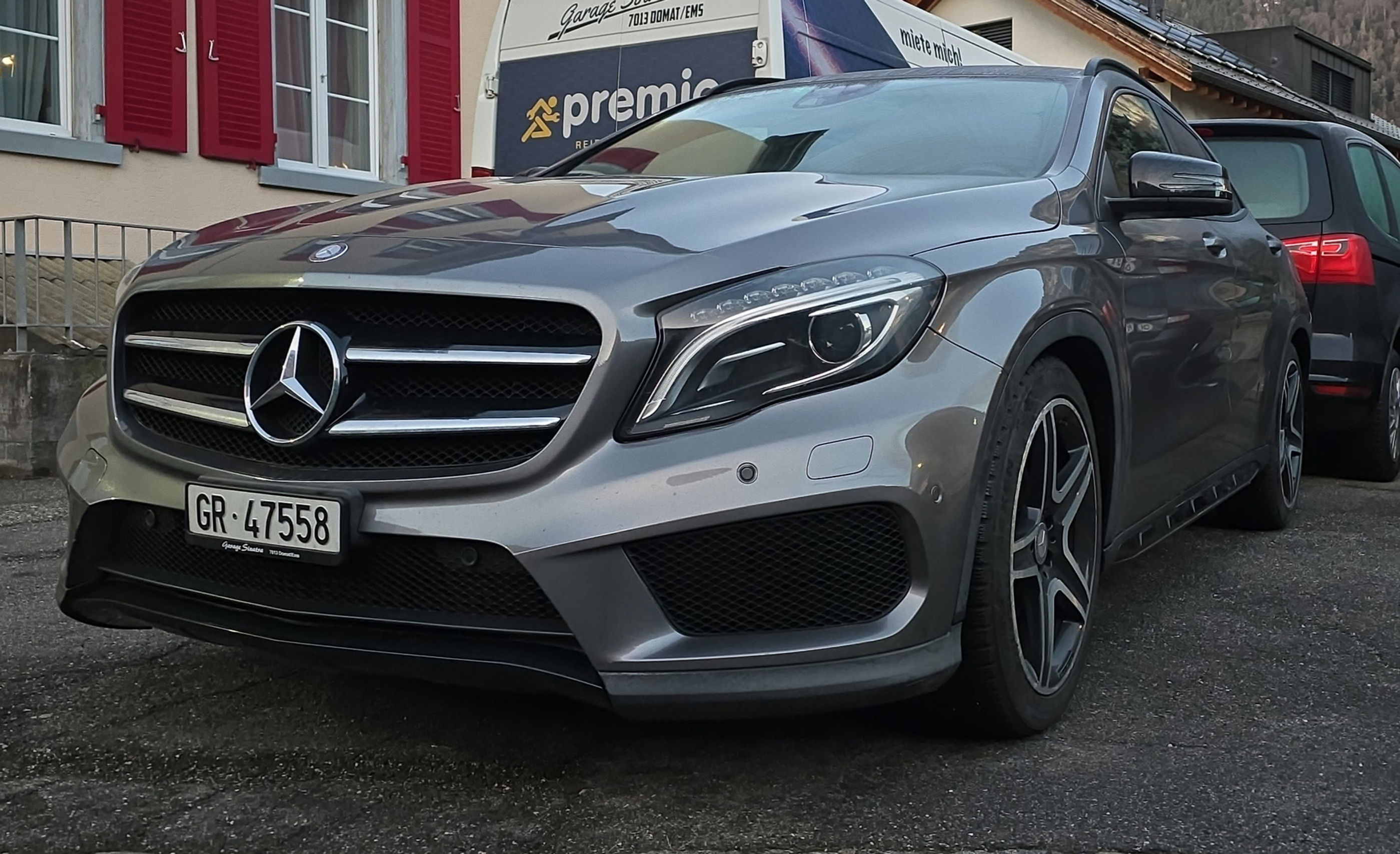 Mercedes Benz GLA250 4Matic