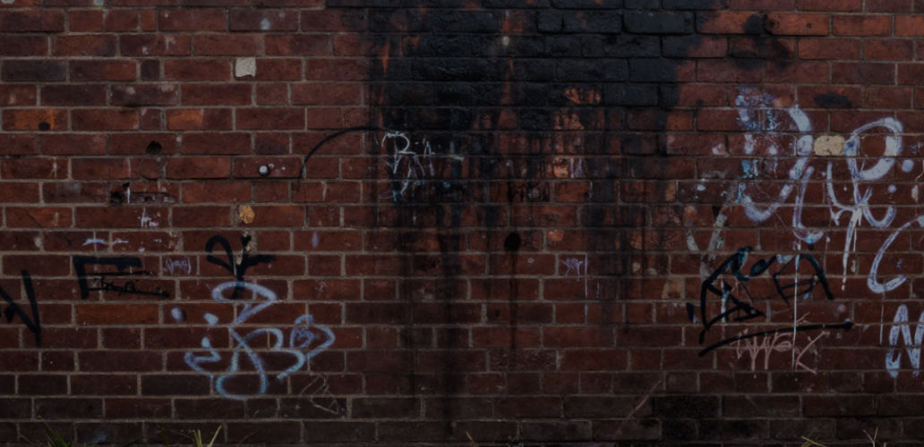 Ziegelwand_edited.jpg