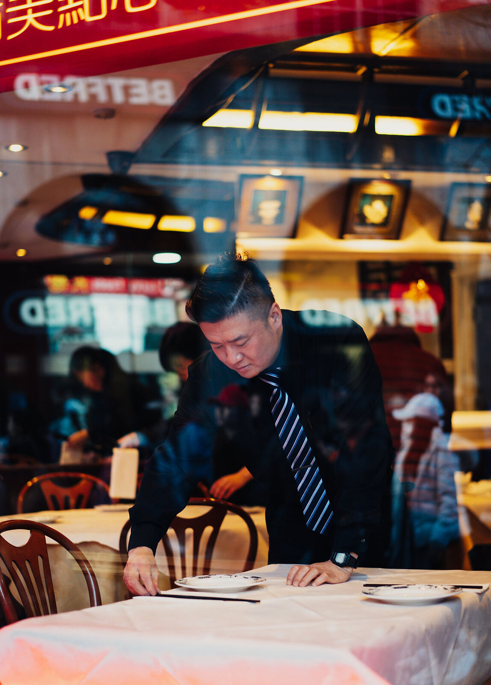waiter.jpg