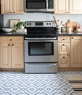 Kitchen Reveal: Renter Friendly "Reno" With Quadrostyle Vinyl Floor Stickers