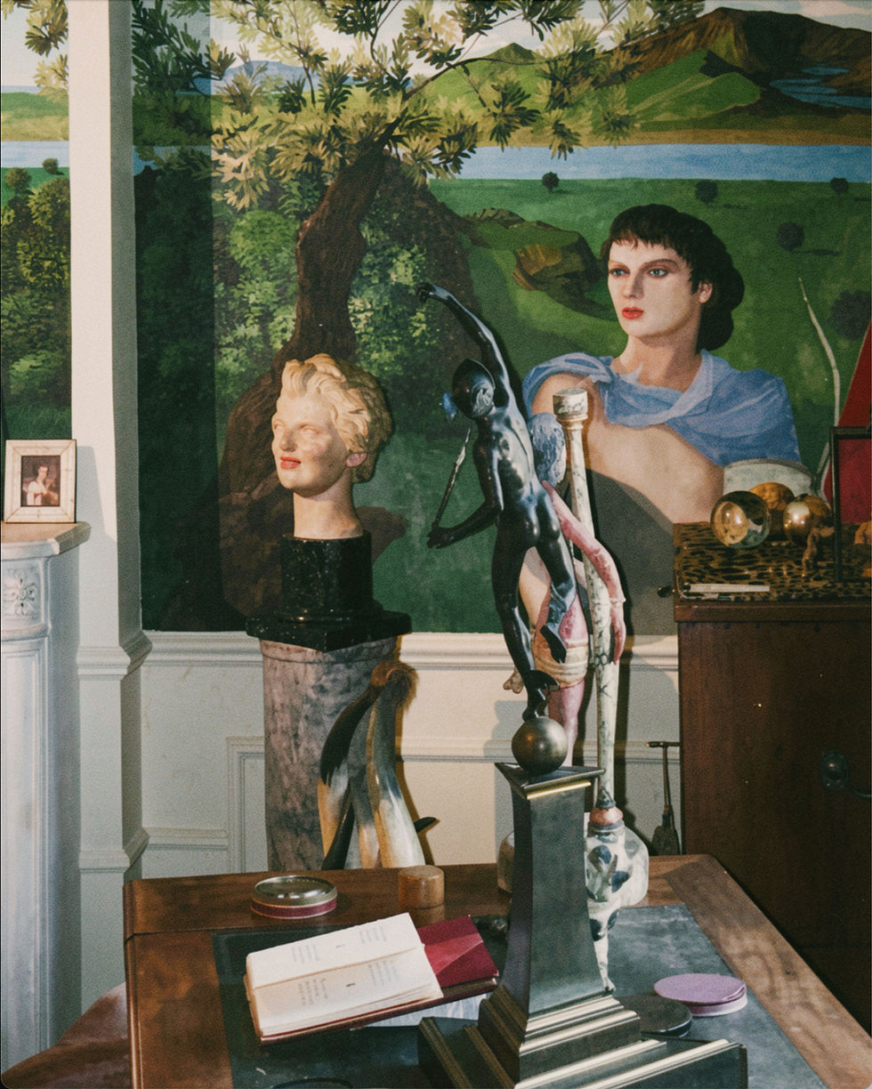 Maisons et lieux d'artiste près de Paris : la Maison Cocteau chambre