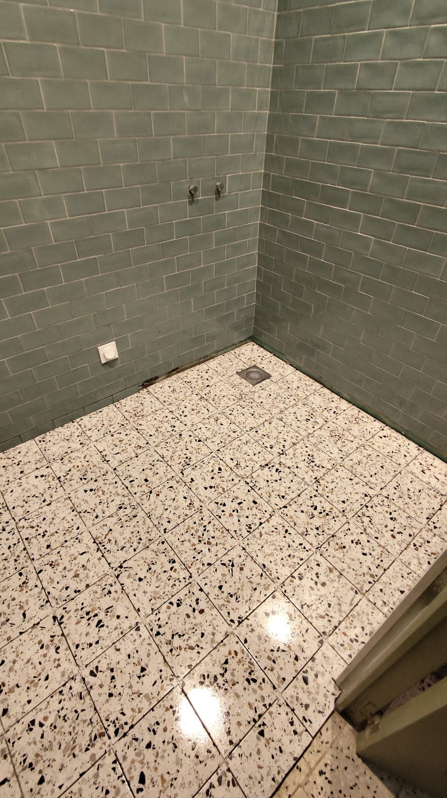 Renovation avant-après salle de bain style British (7)