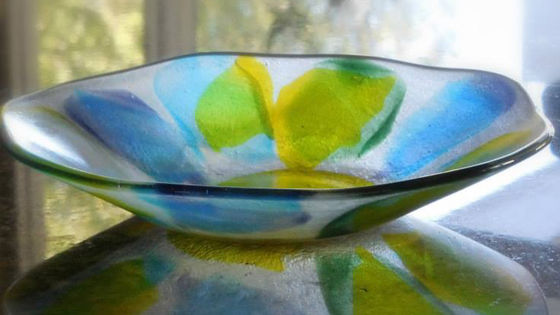The Appeal of Fused Glass as a Gift
