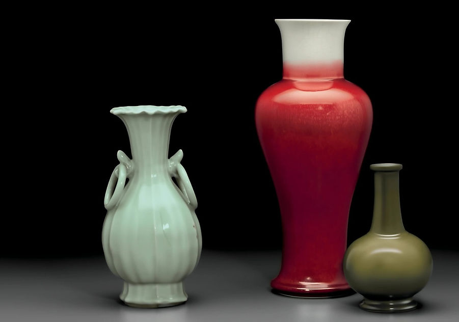 3 chinese porcelain vases