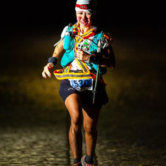 Uma experiência inesquecível de desafio, aprendizado e acolhimento na Ultra Trail Mantiqueira. Entre quedas, dores e momentos de força mental, compartilho como o espírito do trail e a solidariedade de desconhecidos tornaram essa prova um marco em minha jornada esportiva, palavras da Atleta Patrícia Hara