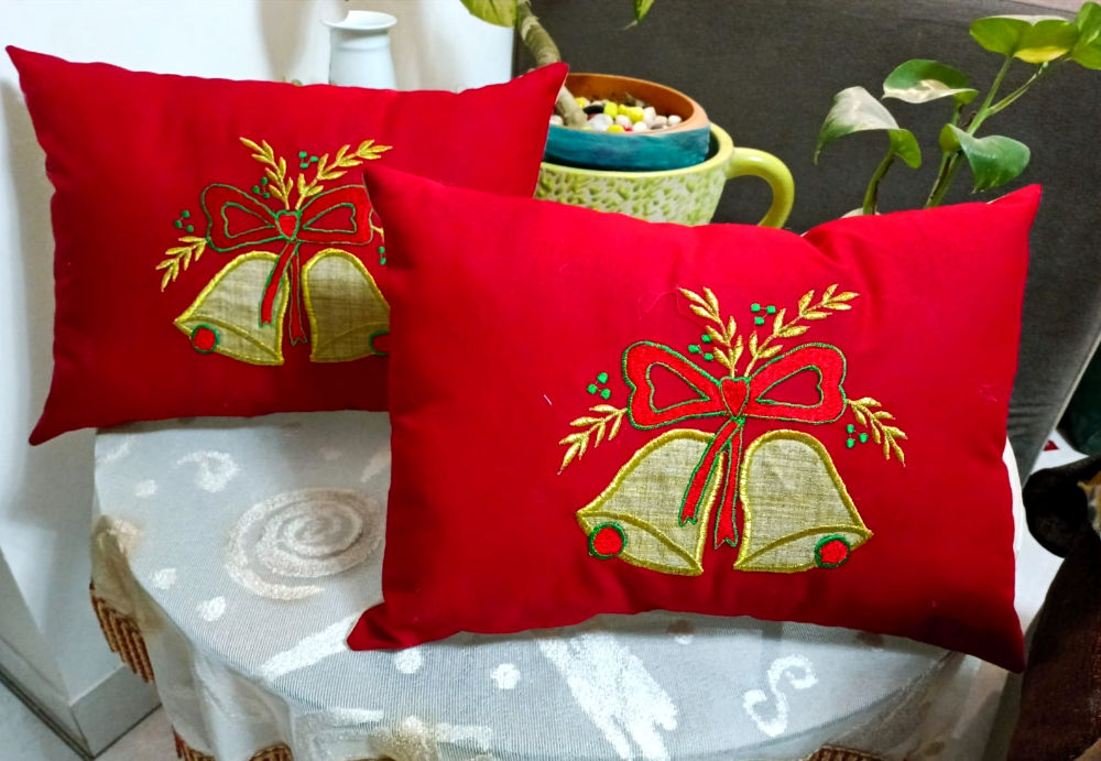 Christmas Bell Filled Cushions /Filled Throw Pillow/ Red /Christmas Gift