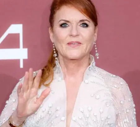 Sarah Ferguson et ses colis de Noël : une frénésie de dépenses sous les projecteurs