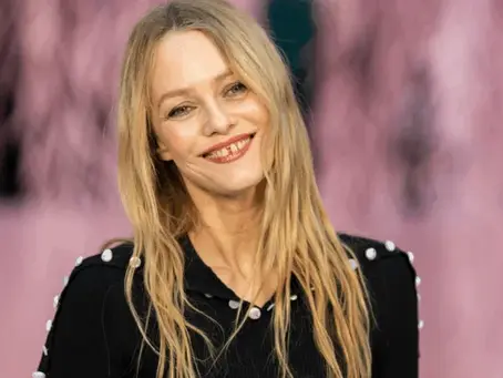 Vanessa Paradis “très malade” : son concert annulé à la dernière minute