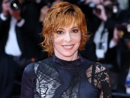 Mylène Farmer tease son grand retour : un mystérieux message affole les fans