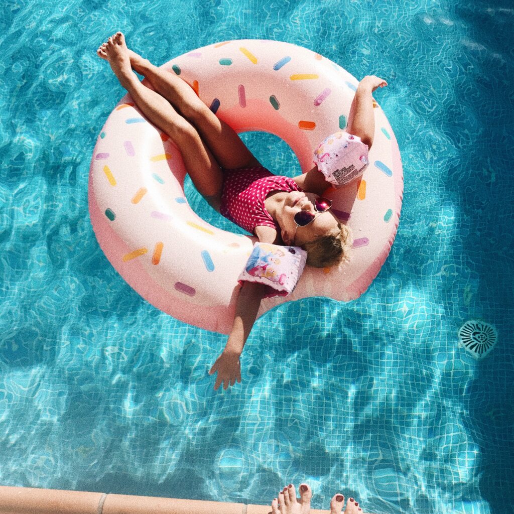 Ubicá la pileta en el mejor lugar de la casa. Dónde ubicar la pileta en el patio. Dónde ubicar la piscina. Familia Bercomat
