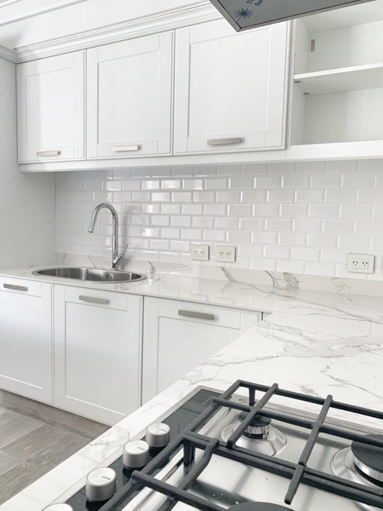 Diseñá los muebles de tu cocina moderna en Johnson Amoblamientos