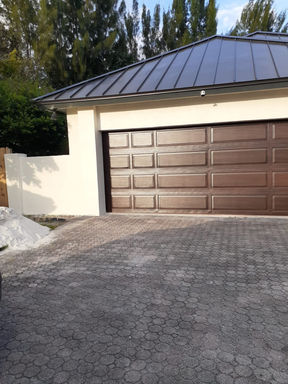 fachada garage.jpg