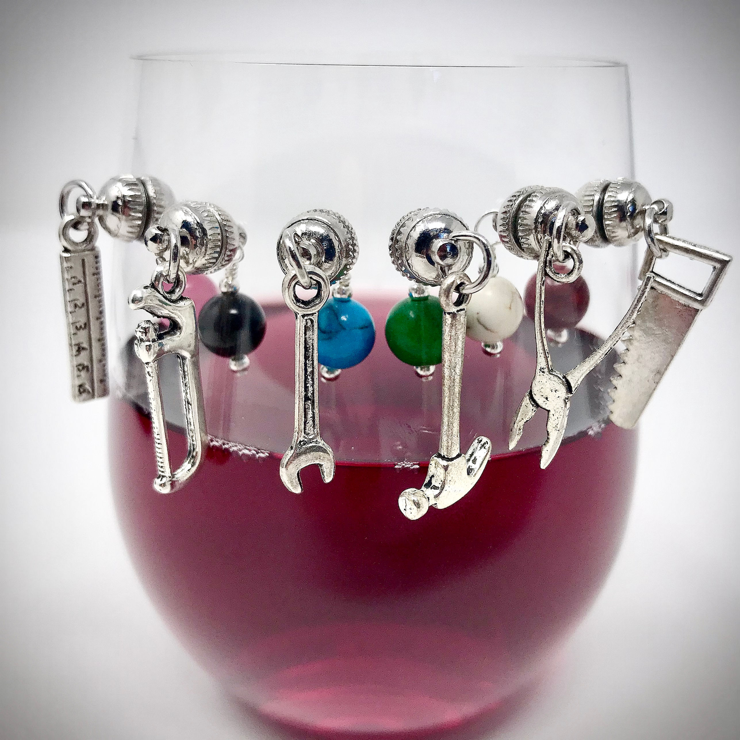 Tool Set Magnetic Wine Charms