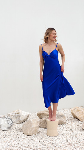 electric blue slip dress Midi electric blue slip dress  mockniwear