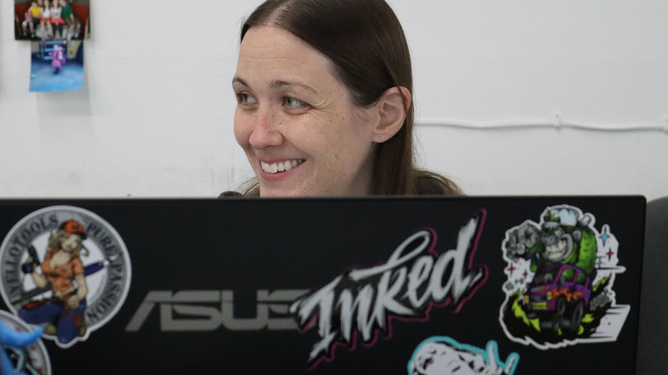 STAFF SPOTLIGHT - LINDSAY