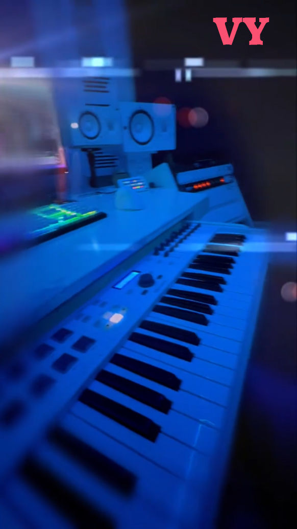 Veben Yaylacı - Studio