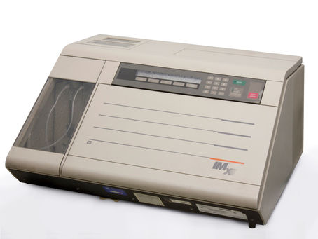 Analizador de Inmunoensayo Automático IMX, ABBOTT LABS, s. XX