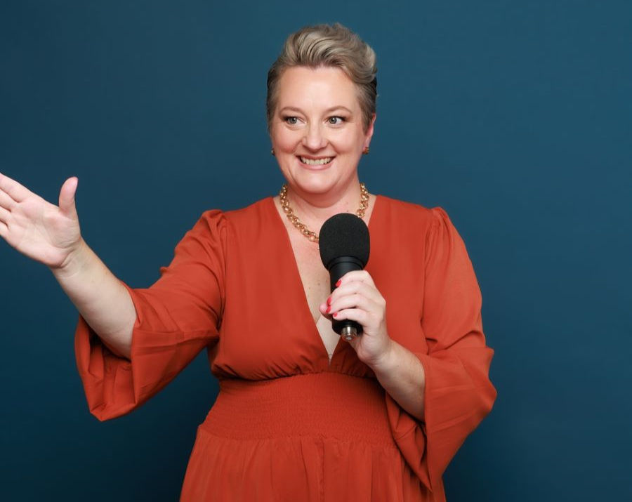 Smiling photo of Michelle Fragias