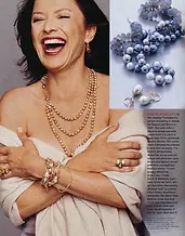 3_MoreDec00_Gabrielle (1).webp