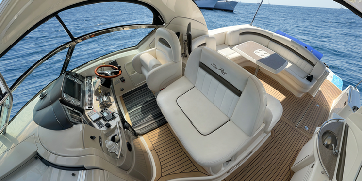 Yacht rental in cabo