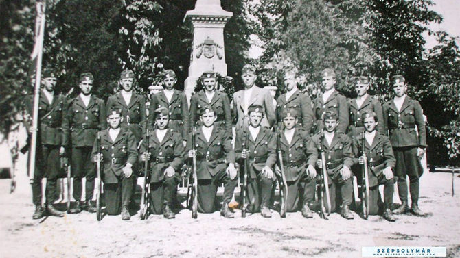 Izgalmas iratok – egy solymári levente hagyatéka