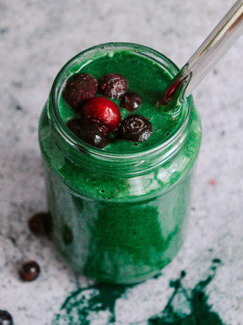 Energizing Spirulina Breakfast Smoothie