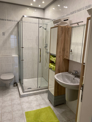 Parterrewohnung Bad 10.jpeg