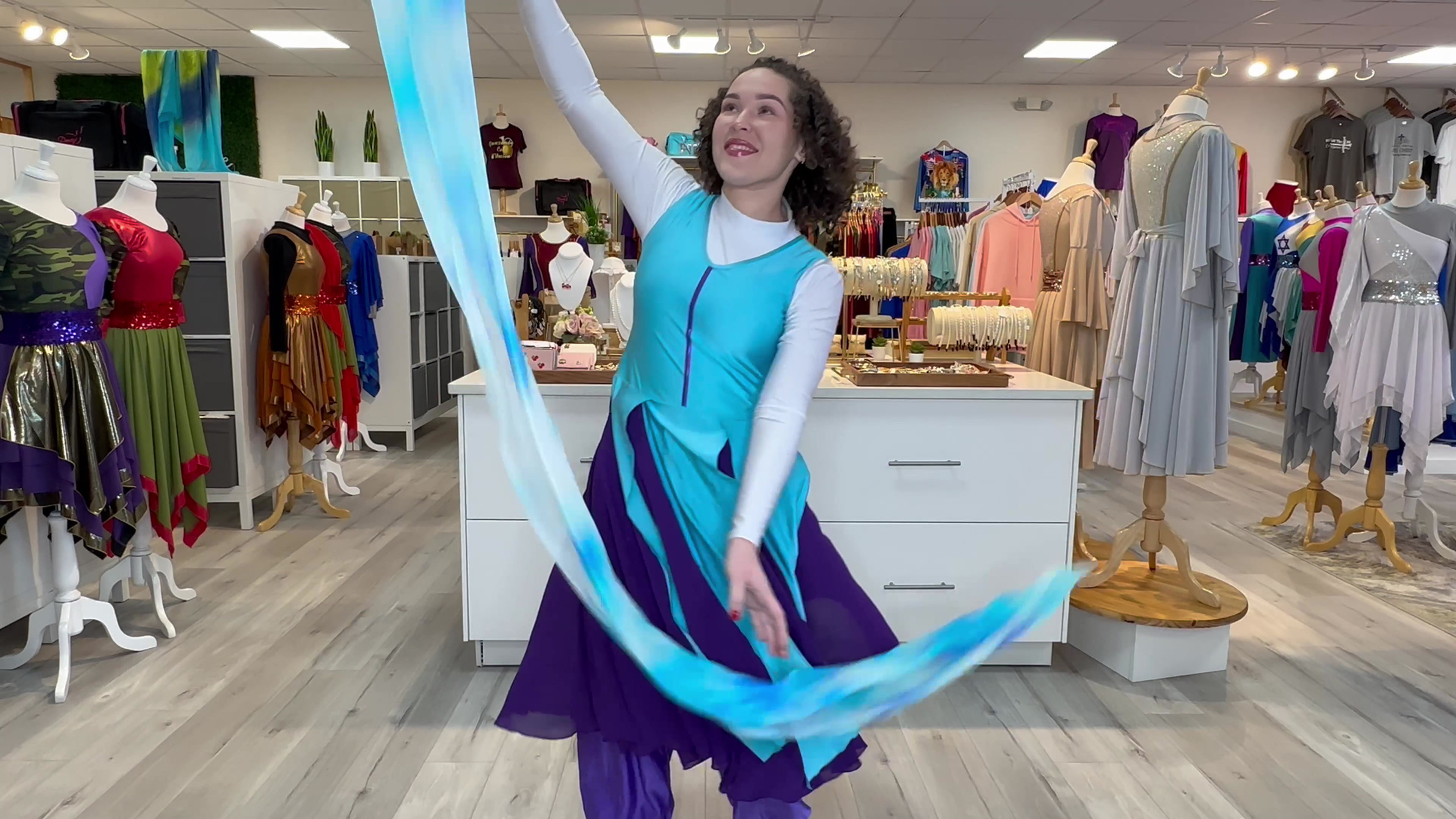 ADULT - ESPIRITU SANTO STREAMER TIE DYE