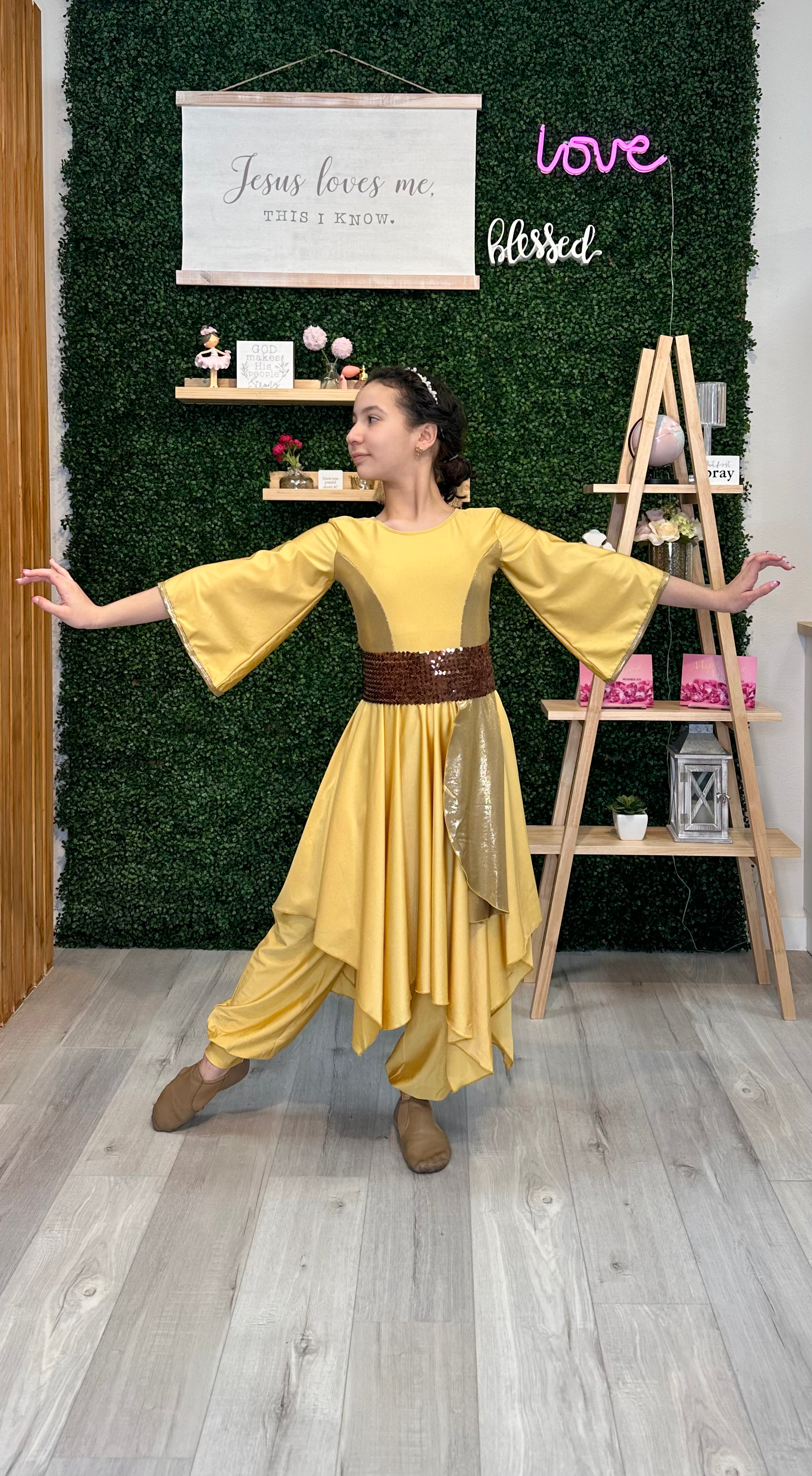 CHILD EPHOD - “OLOR FRAGANTE”