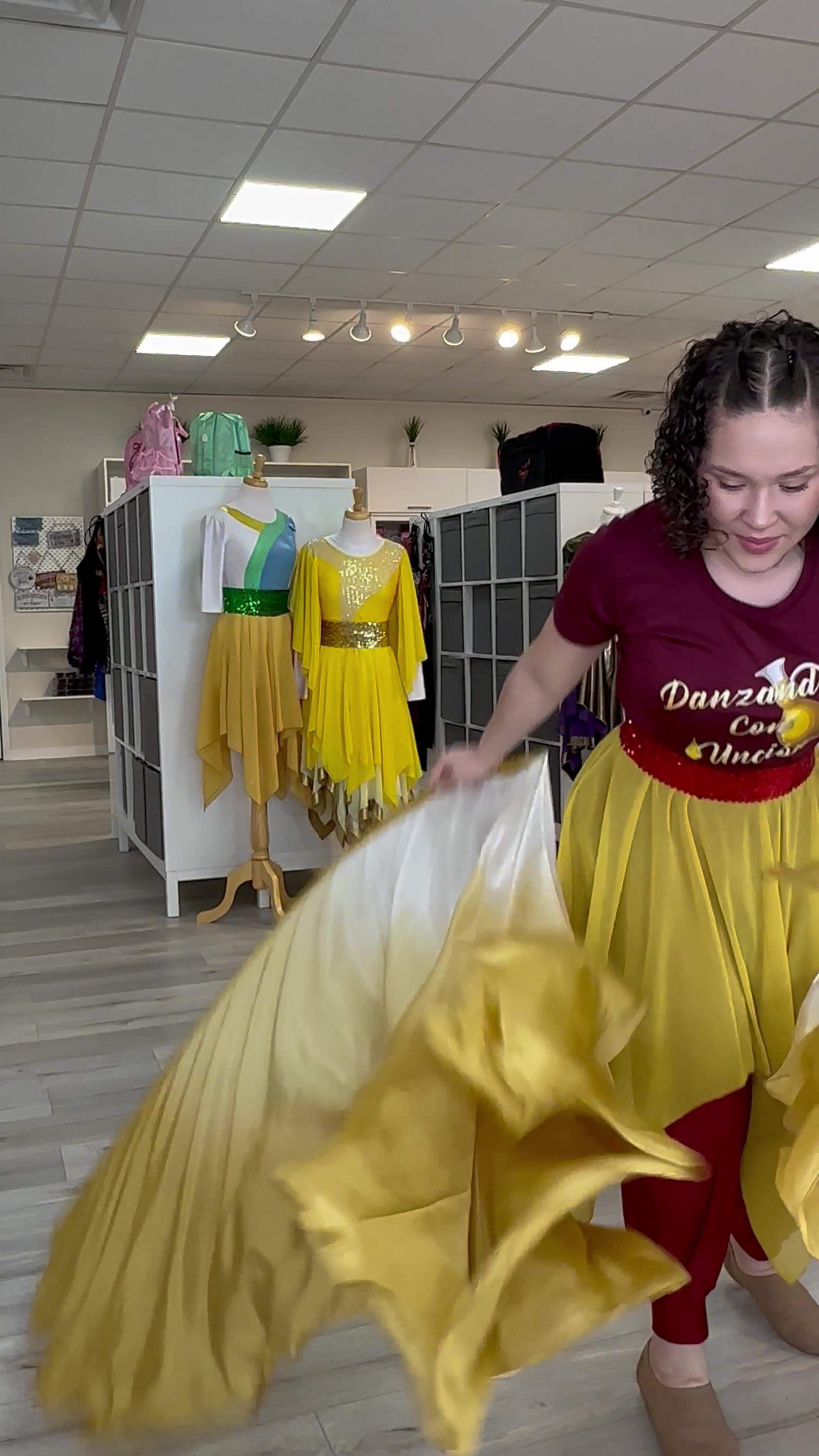 ALAS BANDERAS GRANDES - TRONO DE DIOS