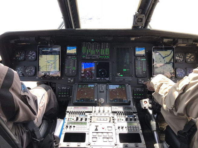 Blackhawk UH-60A cockpit
