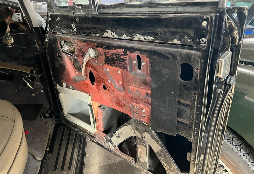 Restored 1961 Bentley S2 wood and upholstery