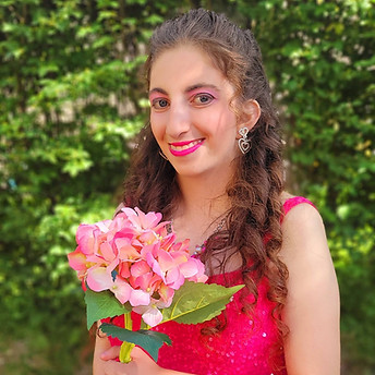 Portrait photo of Angelina Bongiovanni