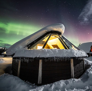 aurora-cabina-con-vetro-lapponia_edited.jpg