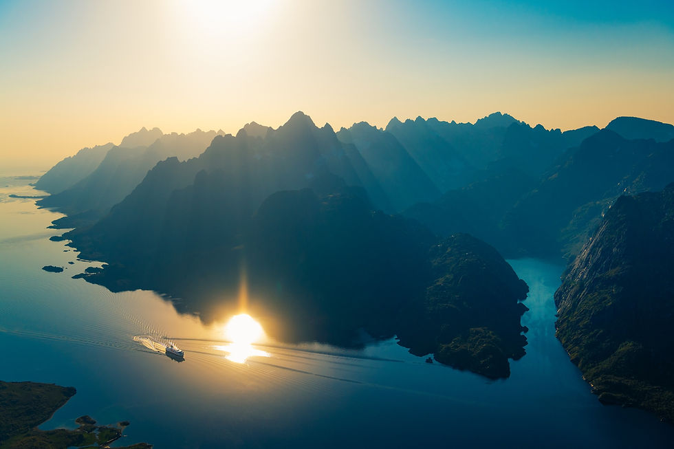 tramonto-fiordi-norvegesi-durante-crociera-hurtigruten-con-halo-tours.JPG