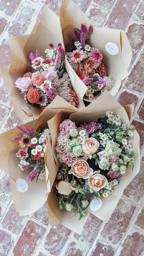 Thumbnail: Medium bunch of flowers