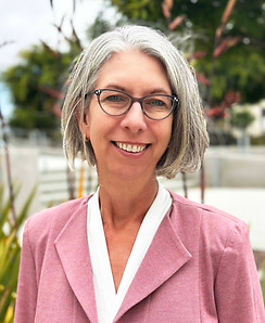 DrGaylePitman1.jpg