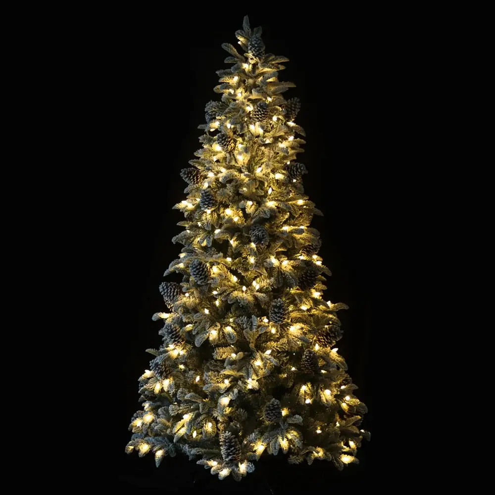 ARVORE NATAL NEVADA C/PINHAS 899 TIPS 330 LEDS C/BASE METAL (VERDE) 2,1m