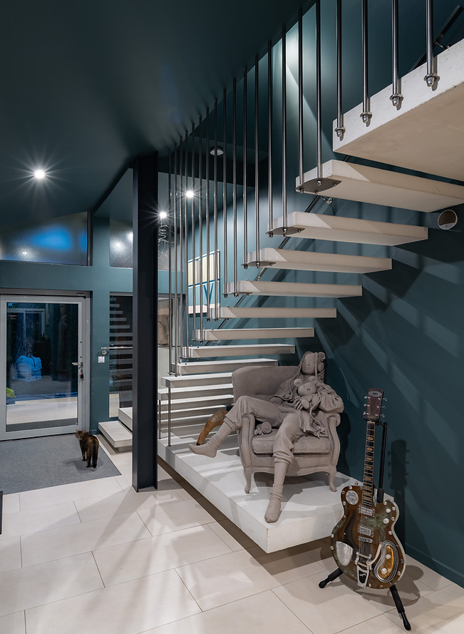Villa _ L1070692.jpg
