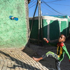 Rose Vandepitte: "I find poetry in the quiet, fleeting moments."interview with Dora Lavazou-Moments Collective