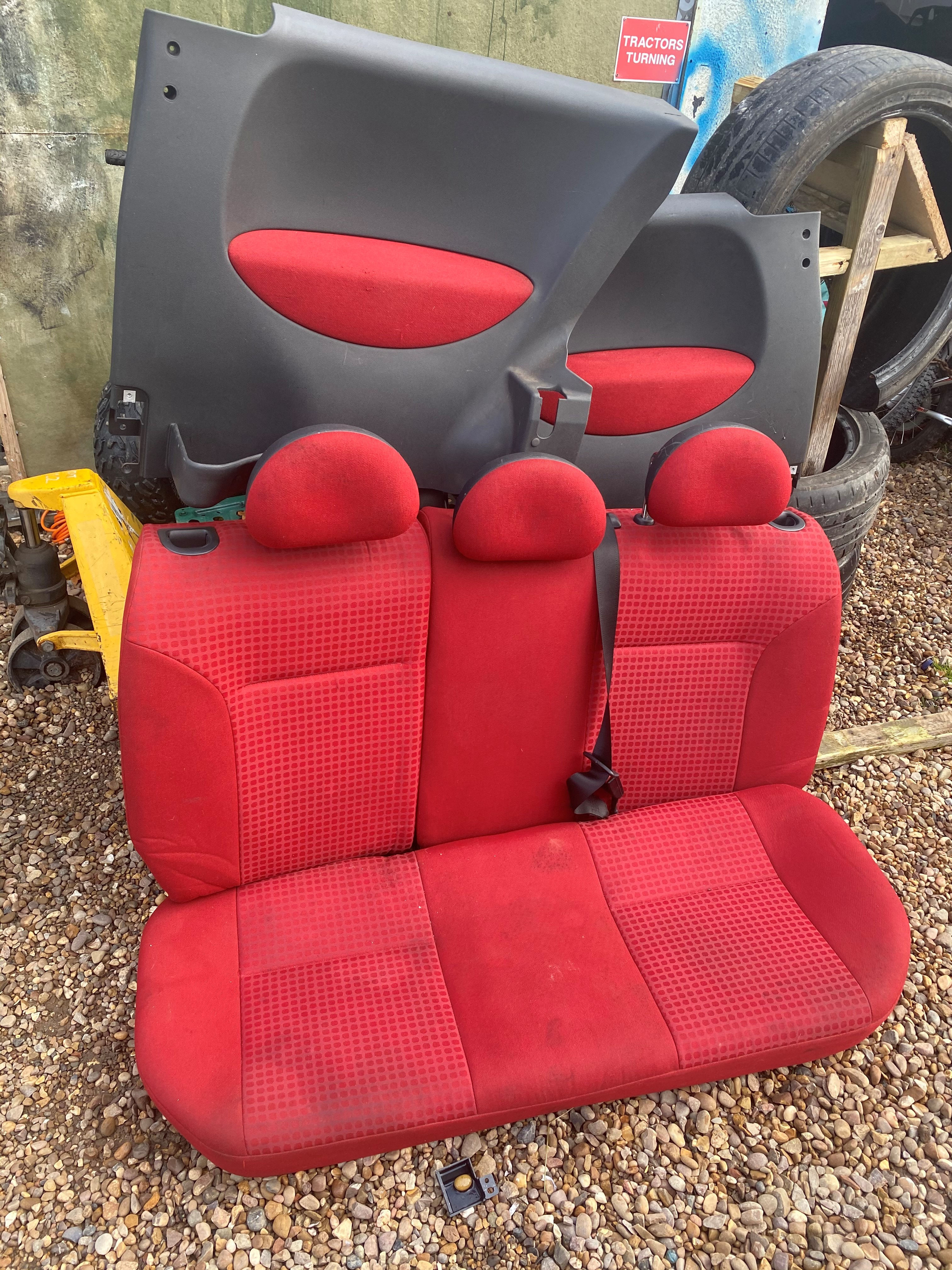 Corsa C Sxi 3Door Rear Seats/Interior 2000-06 red