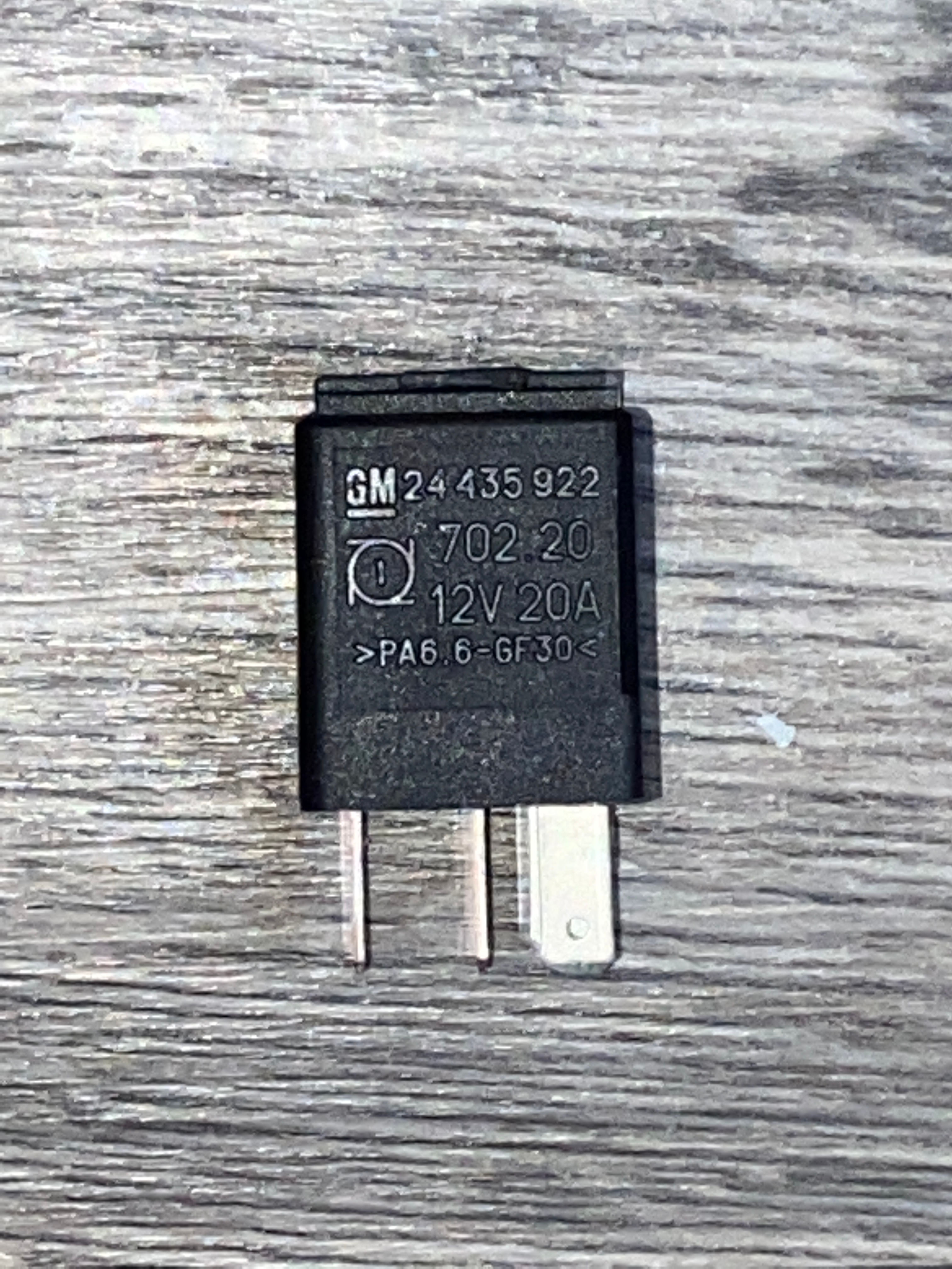 Vauxhall Corsa Astra Vectra Zefira Multi Use Black Relay GM 24435922 12V 20A