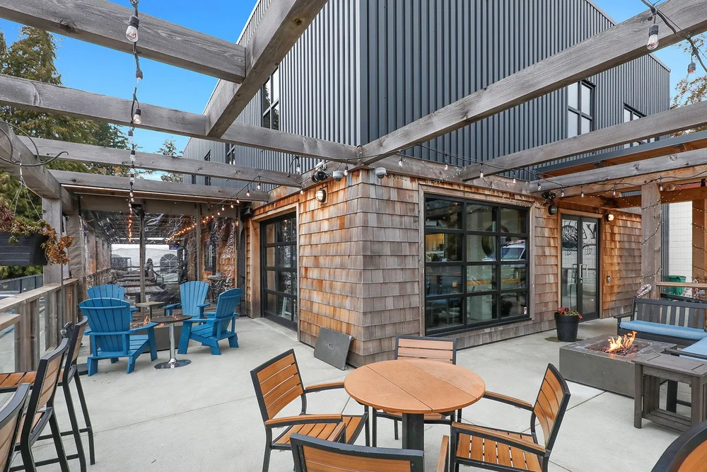 Brewery Comox Valley Patio