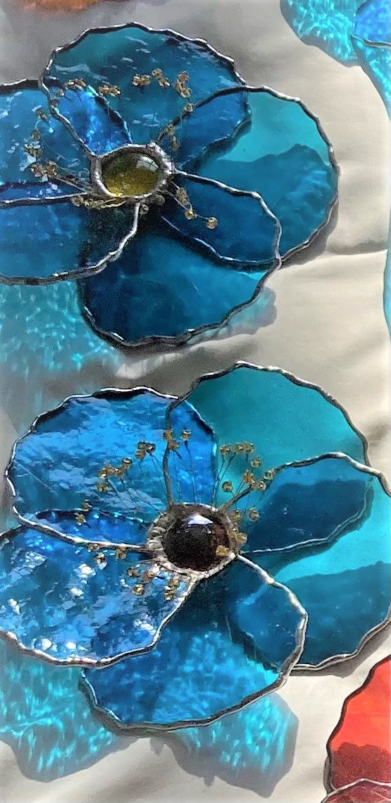 Thumbnail: Breathtaking Blue Himalayan Hanging Poppy Head