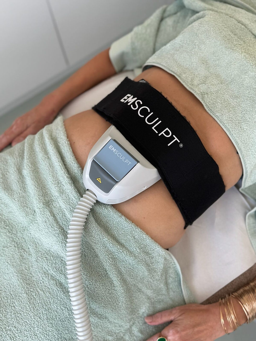 emsculpt-boncelles-skin-center-fessiers.jpg