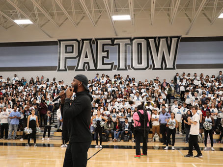 Rockets Chris Paul Makes Surprise Visit to Paetow High School