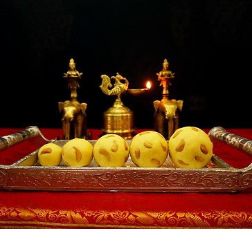 Seer Maa laddu - Suswaad Seer Bhakshanam